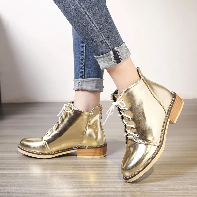YMECHIC Autumn Street Silver Gold Black Patent Leather Pu Low Block Heel Lace Up Ankle Combat Boots for Women Ladies Shoes 2018
YMECHIC Autumn Street Silver Gold Black Patent Leather Pu Low Block Heel Lace Up Ankle Combat Boots for Women Ladies Shoes 2018