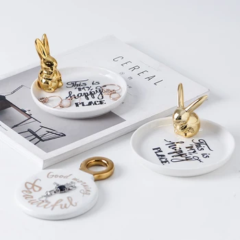 European home furnishings are decorated withGolden ceramic rabbit ring necklace for collection of sweets and snack
European home furnishings are decorated withGolden ceramic rabbit ring necklace for collection of sweets and snack