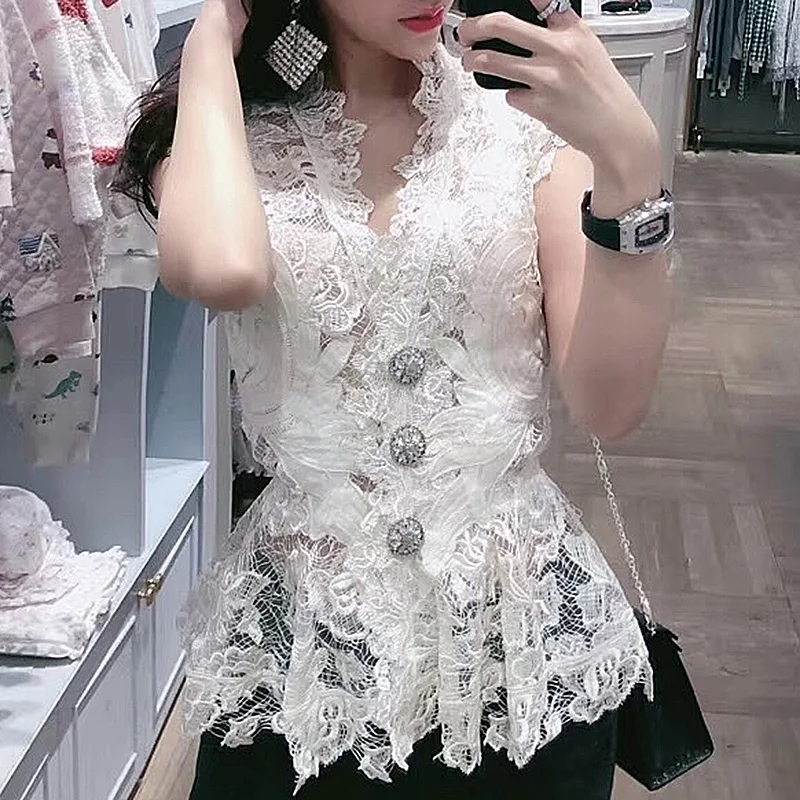 Sexy See Though White Lace Blusas Blouse Women 2019 Summer Shirts V Neck Sleeveless Blouse Ladies Summer Top Tunique Femme
Sexy See Though White Lace Blusas Blouse Women 2019 Summer Shirts V Neck Sleeveless Blouse Ladies Summer Top Tunique Femme