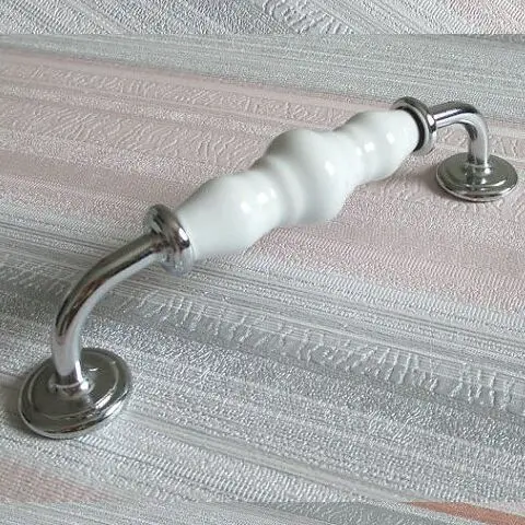 5" white ceramic Kitchen Cabinet Dresser handles shiny silver chrome Drawer Cupboard Wardrobe furniture Handle pull knob 128mm
5" white ceramic Kitchen Cabinet Dresser handles shiny silver chrome Drawer Cupboard Wardrobe furniture Handle pull knob 128mm