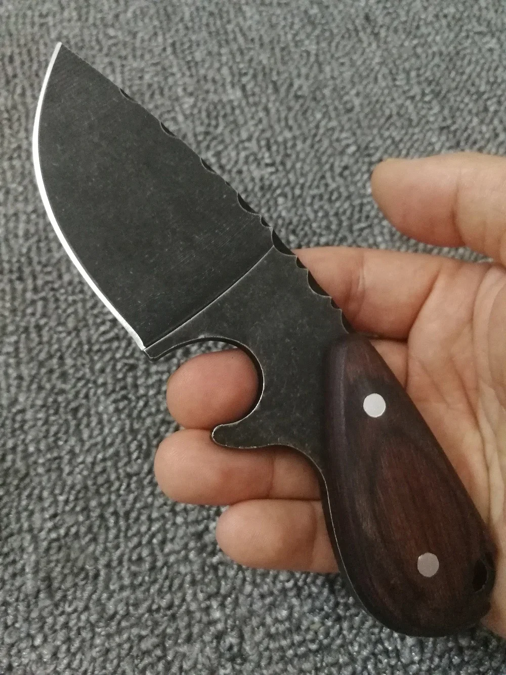 WHYEDC Fixed Blade Knife Survival Hunting 7Cr18Mov Blade Steel Wood Handle Camping Outdoor Pocket Tactical Knifes Hand Tools
WHYEDC Fixed Blade Knife Survival Hunting 7Cr18Mov Blade Steel Wood Handle Camping Outdoor Pocket Tactical Knifes Hand Tools