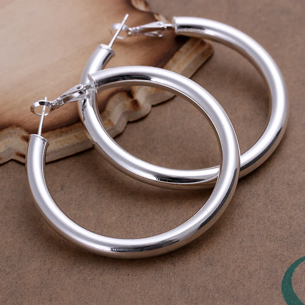 Silver Plated Earrings Fashion Jewelry 5MM Hollow Earrings Big Round Creole Hoop Earring Statement Jewelry Wholesale Price Gifts
Silver Plated Earrings Fashion Jewelry 5MM Hollow Earrings Big Round Creole Hoop Earring Statement Jewelry Wholesale Price Gifts