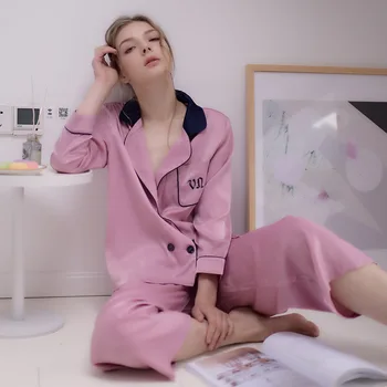 New Sleepwear Female Spring and Autumn Silk Long Sleeve Trousers Sweet Shirt Turn-over Collar Sexy Home Suit Two Suits
New Sleepwear Female Spring and Autumn Silk Long Sleeve Trousers Sweet Shirt Turn-over Collar Sexy Home Suit Two Suits