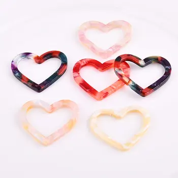 New arrived 30pcs/lot color pattern printing cartoon Hollow hearts shape acrylic charms diy jewelry decoration materials 
New arrived 30pcs/lot color pattern printing cartoon Hollow hearts shape acrylic charms diy jewelry decoration materials