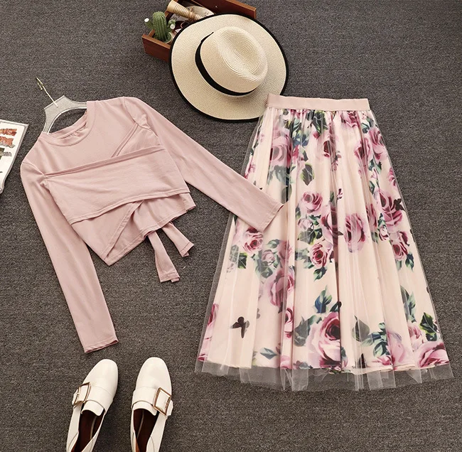 England Style Women Irregular T Shirt + Mesh Skirts Sets Elegant Pink Black Bow Short Tops Floral Skirt Suits for Spring S-L
England Style Women Irregular T Shirt + Mesh Skirts Sets Elegant Pink Black Bow Short Tops Floral Skirt Suits for Spring S-L