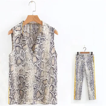 Klacwaya snake print sleeveless slim top high waist Wide leg pants trousers 2019 summer sexy women clothes 2 pieces set
Klacwaya snake print sleeveless slim top high waist Wide leg pants trousers 2019 summer sexy women clothes 2 pieces set