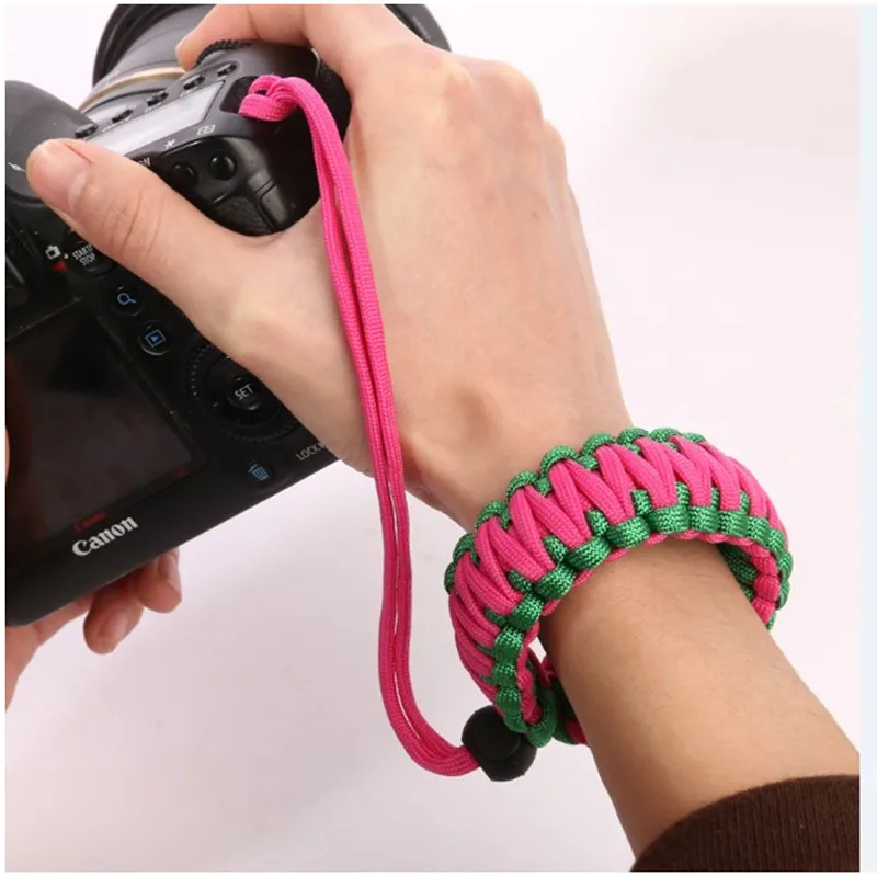 Outdoor emergency survival bracelet paracord rope camera bracelet digital camera shatter-resistant anti-lost wrist strap
Outdoor emergency survival bracelet paracord rope camera bracelet digital camera shatter-resistant anti-lost wrist strap