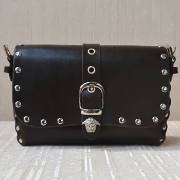 KUNDUI Famous Brand Women Bag Genuine Leather Handbags Retro Rivet Female handbags Bolsa Femininas Girl cowhide Messenger Bags
KUNDUI Famous Brand Women Bag Genuine Leather Handbags Retro Rivet Female handbags Bolsa Femininas Girl cowhide Messenger Bags