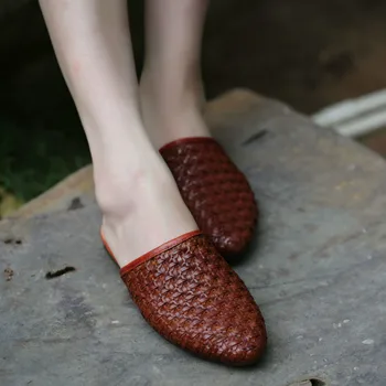 Women Leather Mules Autumn Flat Heels Brown Slippers Women Retro Shoes Soft Bottom Genuine Leather Women Mule Handmade Shoe156
Women Leather Mules Autumn Flat Heels Brown Slippers Women Retro Shoes Soft Bottom Genuine Leather Women Mule Handmade Shoe156