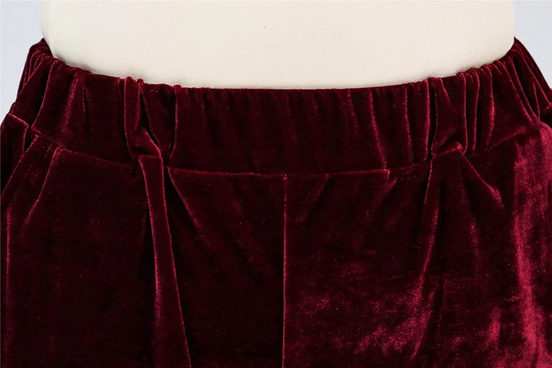 women set detail 3