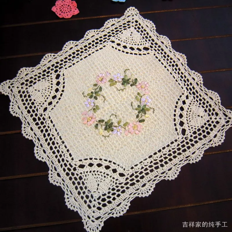 Free shipping embroidery flowers 42cm square sofa towel embroidered plate placemat 100% cotton fabric table mat sofa cover pad
Free shipping embroidery flowers 42cm square sofa towel embroidered plate placemat 100% cotton fabric table mat sofa cover pad