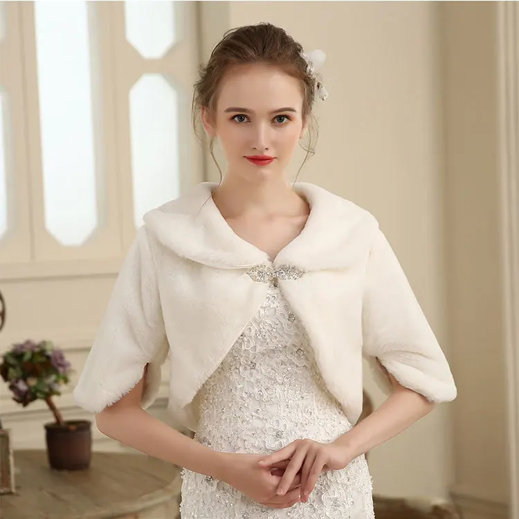 Elegant Women Winter Warm Jackets Bridal Wedding Faux Fur Shawl Stole Wrap Shrug Scarfs Free Shipping
Elegant Women Winter Warm Jackets Bridal Wedding Faux Fur Shawl Stole Wrap Shrug Scarfs Free Shipping