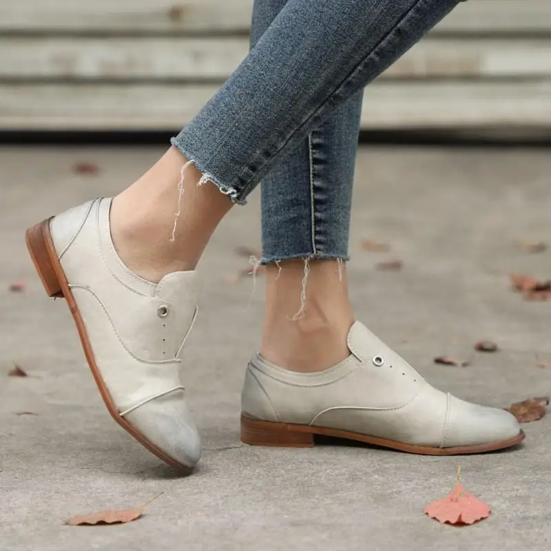 HEFLASHOR 2019 Comfort Women Flats shoes Autumn Leather Fashion Flats for Lady Big Size Slip on Woman Casual Loafer Shoes 35-43
HEFLASHOR 2019 Comfort Women Flats shoes Autumn Leather Fashion Flats for Lady Big Size Slip on Woman Casual Loafer Shoes 35-43