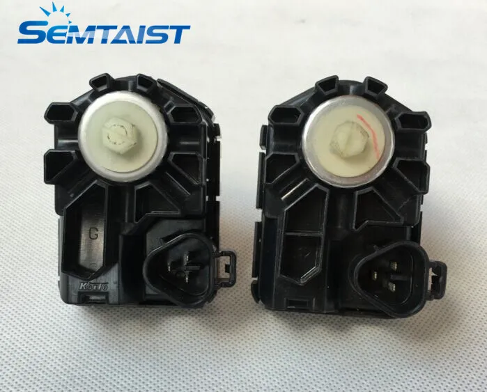 semtaist 2pcs Genuine OEM xenon headlight range adjusting motor leveling motor (USED)
semtaist 2pcs Genuine OEM xenon headlight range adjusting motor leveling motor (USED)