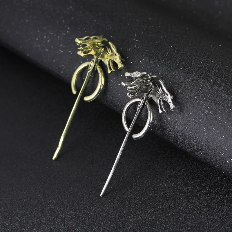 A Song of Ice and Fire Game of Thrones Daenerys Targaryen Cosplay Badge Dragon Brooch Pin Dragon Queen Cosplay Accessories Gift
A Song of Ice and Fire Game of Thrones Daenerys Targaryen Cosplay Badge Dragon Brooch Pin Dragon Queen Cosplay Accessories Gift