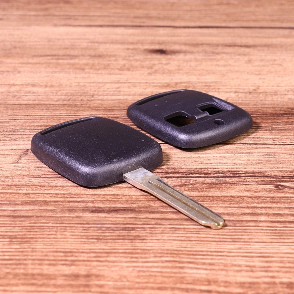 2 Buttons Remote Car Key Case Shell Fob Replacement For Subaru Forester Legacy Impreza Outback 2000 2001 2002
2 Buttons Remote Car Key Case Shell Fob Replacement For Subaru Forester Legacy Impreza Outback 2000 2001 2002