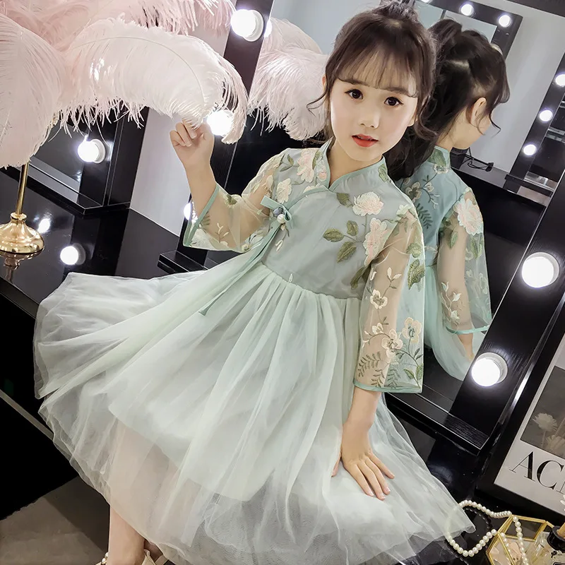 2019 little girls clothing dress girl Wedding Birthday Party Girls Cotton Mesh Dress Princess Dress Embroidery Flower spring
2019 little girls clothing dress girl Wedding Birthday Party Girls Cotton Mesh Dress Princess Dress Embroidery Flower spring