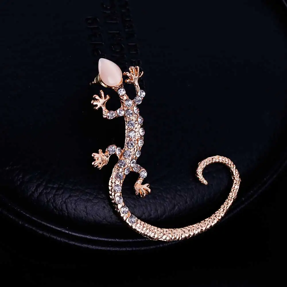 "Lizyy" - Shiny lizard earring 6
