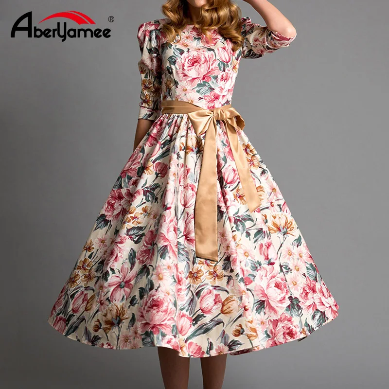 Plus Size Women printing A-line dress 2019 Spring Summer fashion O-neck short dress Elegant three quarter sleeve casual vestidos
Plus Size Women printing A-line dress 2019 Spring Summer fashion O-neck short dress Elegant three quarter sleeve casual vestidos
