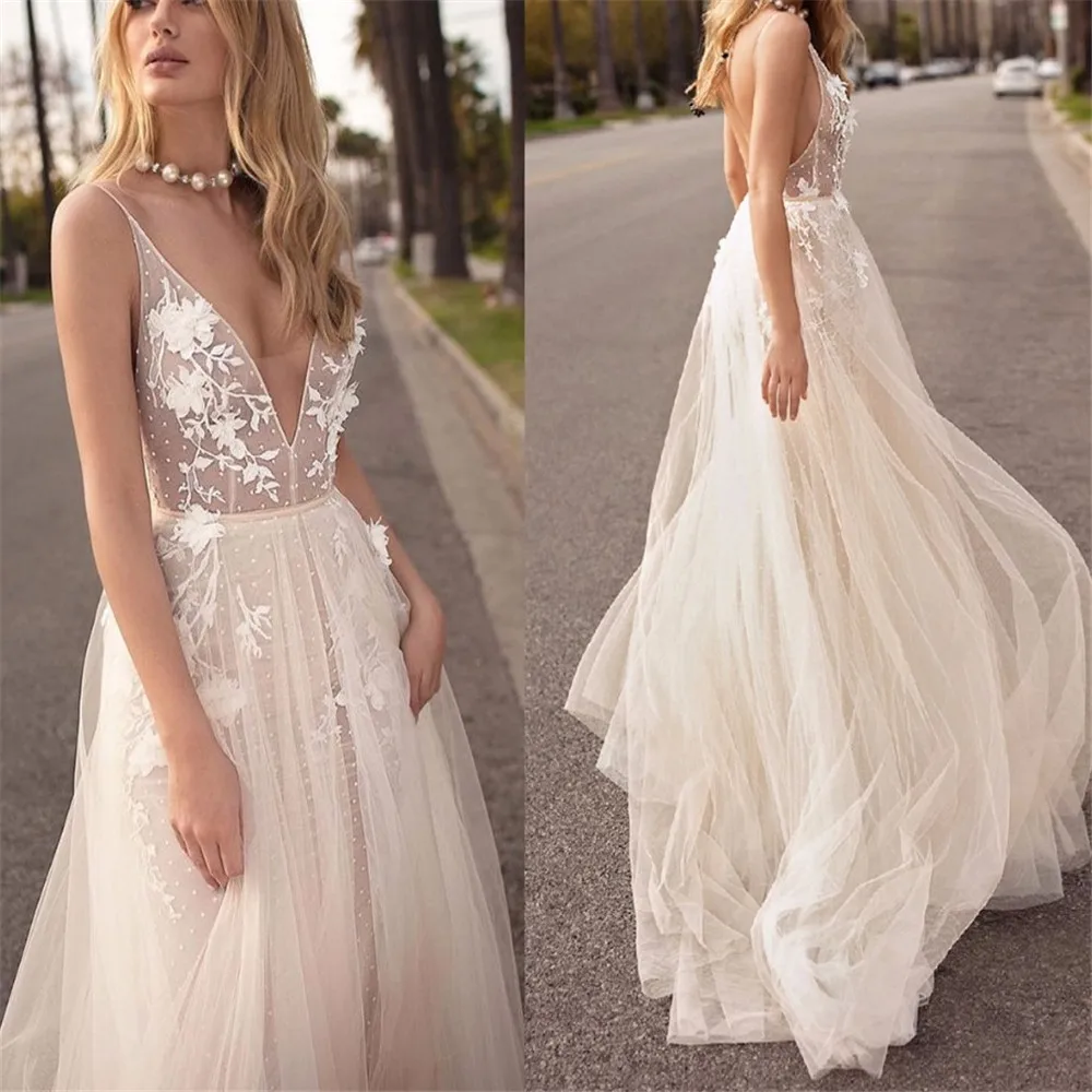 New 2019 Ivory Backless Tulle Russia Evening Dress Spaghetti Strap A Line Deep V Neck Lace Appliques Long Formal Occasion Gowns
New 2019 Ivory Backless Tulle Russia Evening Dress Spaghetti Strap A Line Deep V Neck Lace Appliques Long Formal Occasion Gowns