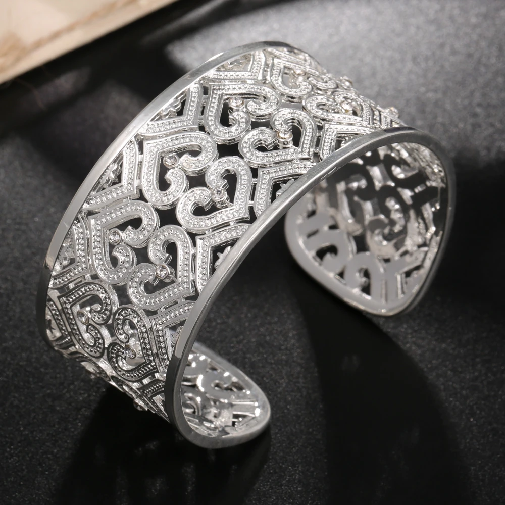 2017 Statement Silver Plated Cuff Hollow Multi-Heart Designs Adjustable Bangles & Bracelets For Women Jewelry Party Decorations
2017 Statement Silver Plated Cuff Hollow Multi-Heart Designs Adjustable Bangles & Bracelets For Women Jewelry Party Decorations