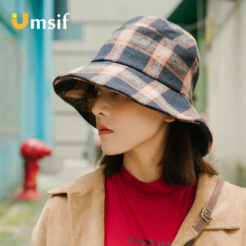 Women's Warm Wide Brim Wool Plaid Fedora Panama Hat 2018 New Winter Womens Bucket Hats Printed Fisherman Bucket Caps For Women
Women's Warm Wide Brim Wool Plaid Fedora Panama Hat 2018 New Winter Womens Bucket Hats Printed Fisherman Bucket Caps For Women