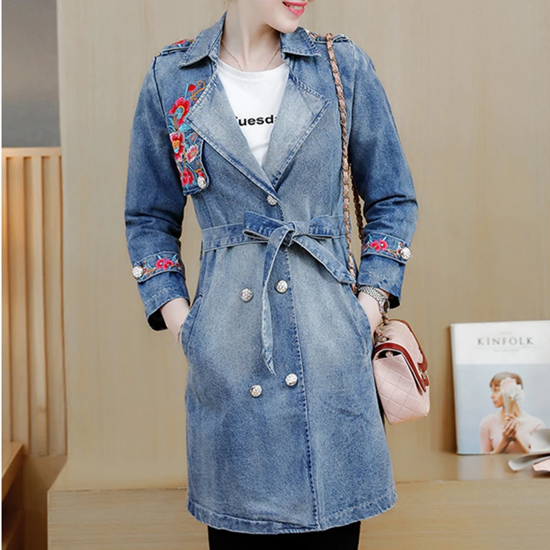 Women Trench Coat 2019 Spring Autumn Denim Coats Fashion Embroidery Floral Vintage Blue Belt Outwear Long Jacket Double Breasted
Women Trench Coat 2019 Spring Autumn Denim Coats Fashion Embroidery Floral Vintage Blue Belt Outwear Long Jacket Double Breasted
