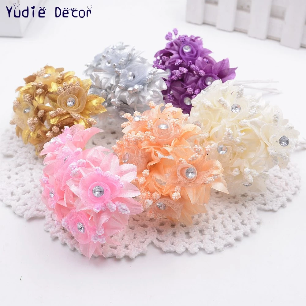 6pcs/lot Artificial Fragrant Stamen Daisy Diamond for DIY wedding car marriage room party birthday decoration Craft
6pcs/lot Artificial Fragrant Stamen Daisy Diamond for DIY wedding car marriage room party birthday decoration Craft