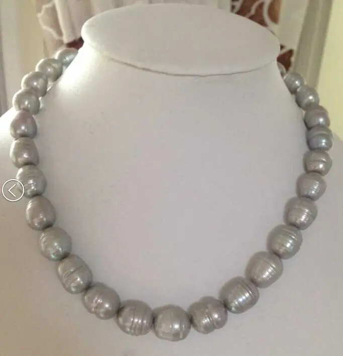 Hot selling free shipping****natural 12-13mm natural japanese seas gray pearl necklace 17inch 14K
Hot selling free shipping****natural 12-13mm natural japanese seas gray pearl necklace 17inch 14K