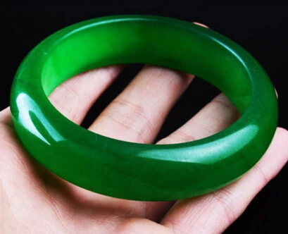 437 glassy jade jadeite bangle transluscent bracelet emerald icy green lady bangle
437 glassy jade jadeite bangle transluscent bracelet emerald icy green lady bangle