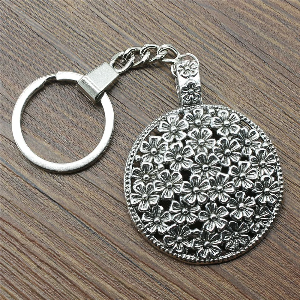 Keyring Flowers Keychain 58x45mm 2 Colors Antique Bronze Antique Silver Flowers Key Chain Party Souvenir Gifts For Women
Keyring Flowers Keychain 58x45mm 2 Colors Antique Bronze Antique Silver Flowers Key Chain Party Souvenir Gifts For Women