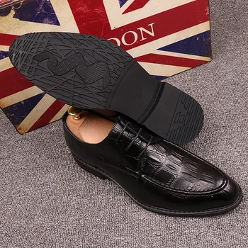 2019 New Men Business Oxford Genuine Leather Dress Shoes Crocodile pattern Flats Male Casual Shoes Breathable Formal Dress Shoes
2019 New Men Business Oxford Genuine Leather Dress Shoes Crocodile pattern Flats Male Casual Shoes Breathable Formal Dress Shoes