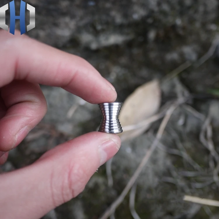 Horn Titanium alloy TC4 Knife Beads Fall Key Strap Pendant Rope Pendant Flashlight EDC
Horn Titanium alloy TC4 Knife Beads Fall Key Strap Pendant Rope Pendant Flashlight EDC