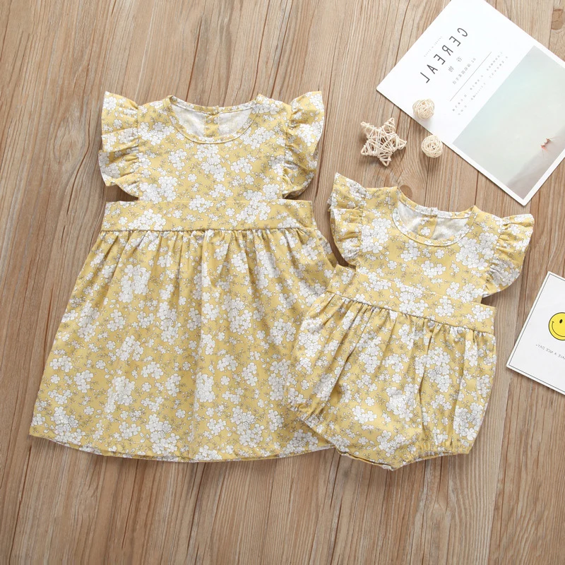 2019 Family Matching Outfits Clothes Toddler Kids Baby Sister Floral Fly Sleeve Romper Bodysuit Party Floral Dress Summer
2019 Family Matching Outfits Clothes Toddler Kids Baby Sister Floral Fly Sleeve Romper Bodysuit Party Floral Dress Summer