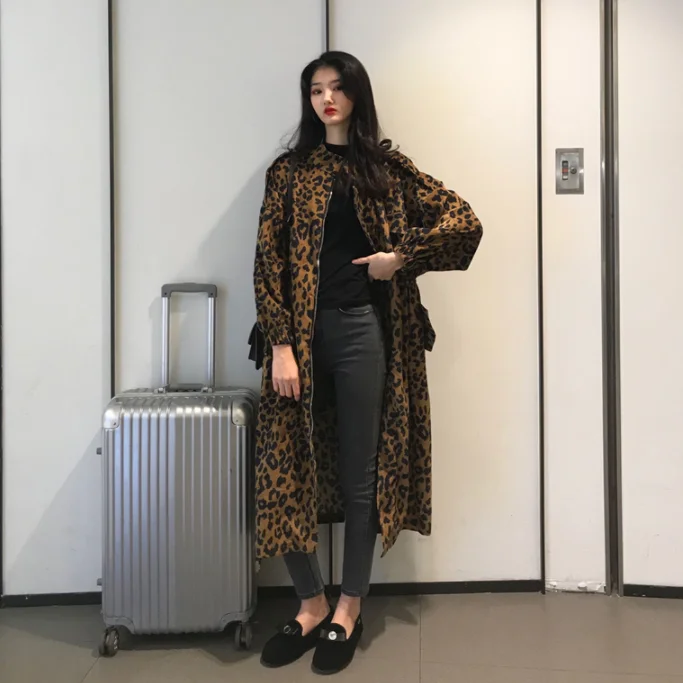 Cheap wholesale 2019 winter hot selling women's casual windbreaker jackets long coat women long coat
Cheap wholesale 2019 winter hot selling women's casual windbreaker jackets long coat women long coat