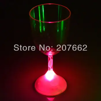 Free shipping 2pcs/lot 235ML/8OZ flashing cup LED Light-Up Drink Glasses Flashing Acrylic Blinking wine Glass Barware
Free shipping 2pcs/lot 235ML/8OZ flashing cup LED Light-Up Drink Glasses Flashing Acrylic Blinking wine Glass Barware