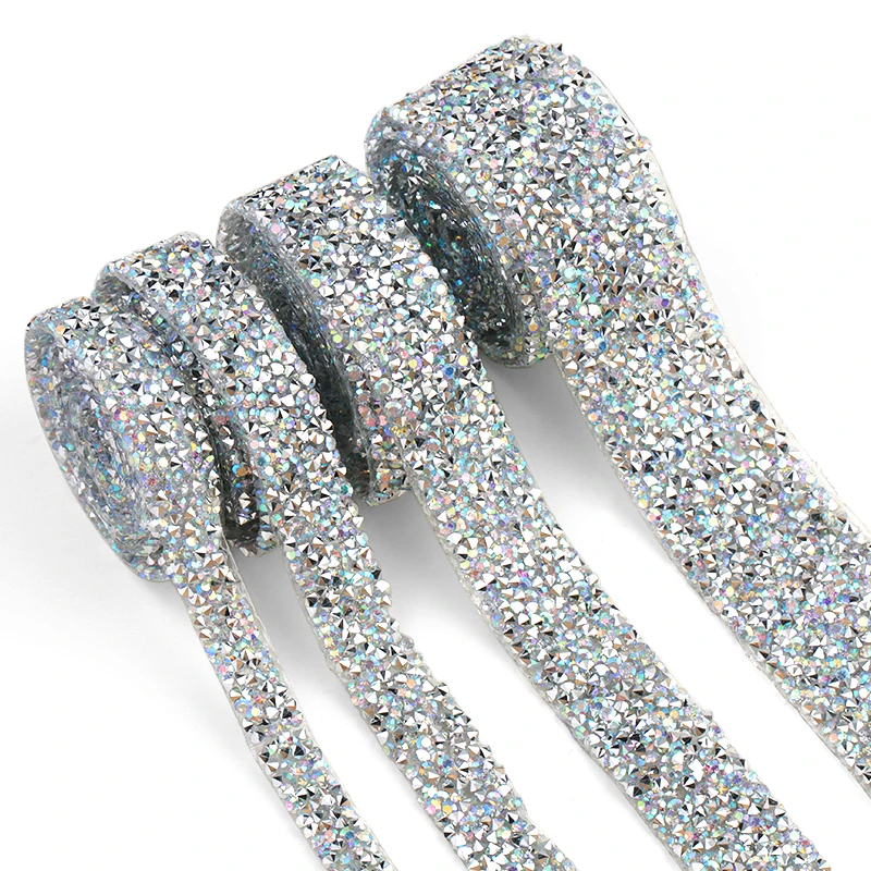 1 Yard Trim Patches Crystal AB Strass Hot Fix Rhinestone Tape Applicator Ribbon With Rhinestones Iron On Appliques For Dresses
1 Yard Trim Patches Crystal AB Strass Hot Fix Rhinestone Tape Applicator Ribbon With Rhinestones Iron On Appliques For Dresses