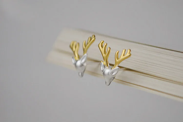 S925 Sterling Silver Stud Animal Earrings Matte Silver Cute Deer For Women and Girls with Jewelry Gift
S925 Sterling Silver Stud Animal Earrings Matte Silver Cute Deer For Women and Girls with Jewelry Gift