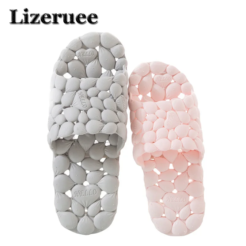 Women Summer PVC Home Slippers Lovers Hollowed Out Love Soft Bottom Flip Flops Indoor Men's Korean Bathroom Slippers ME465
Women Summer PVC Home Slippers Lovers Hollowed Out Love Soft Bottom Flip Flops Indoor Men's Korean Bathroom Slippers ME465