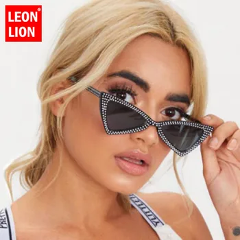LeonLion 2019 Crystal Triangle Sunglasses Women Ocean Lens Classic Vintage Sun Glasses Outdoor UV400 Oculos De Sol Masculino
LeonLion 2019 Crystal Triangle Sunglasses Women Ocean Lens Classic Vintage Sun Glasses Outdoor UV400 Oculos De Sol Masculino