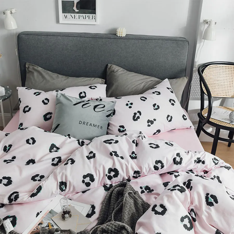 Fashion geometric bedding set teen kid,twin full queen king cotton single double home textile bed sheet pillow case duvet cover
Fashion geometric bedding set teen kid,twin full queen king cotton single double home textile bed sheet pillow case duvet cover