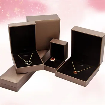 imixlot High-Grade Jewelry Carrying Boxes For Rings Necklace Bracelet Pendants Gifts Storage Organizer Jewelry Packaging
imixlot High-Grade Jewelry Carrying Boxes For Rings Necklace Bracelet Pendants Gifts Storage Organizer Jewelry Packaging