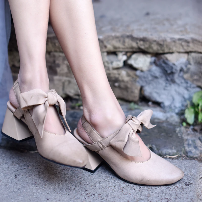 Artmu Fashion Women Bow Shoes High Heels Pumps Thick Heels Bow Sandals Handmade Soft Leather Shoe Woman Dress Slippers Shoes
Artmu Fashion Women Bow Shoes High Heels Pumps Thick Heels Bow Sandals Handmade Soft Leather Shoe Woman Dress Slippers Shoes