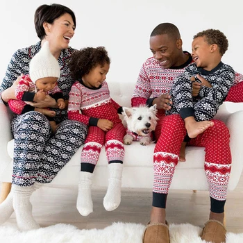 Family Matching Christmas Striped Snowflake Printing Pyjamas Sets Nightwear Adult Mum/Dad/Baby/Kids Sleep Set
Family Matching Christmas Striped Snowflake Printing Pyjamas Sets Nightwear Adult Mum/Dad/Baby/Kids Sleep Set