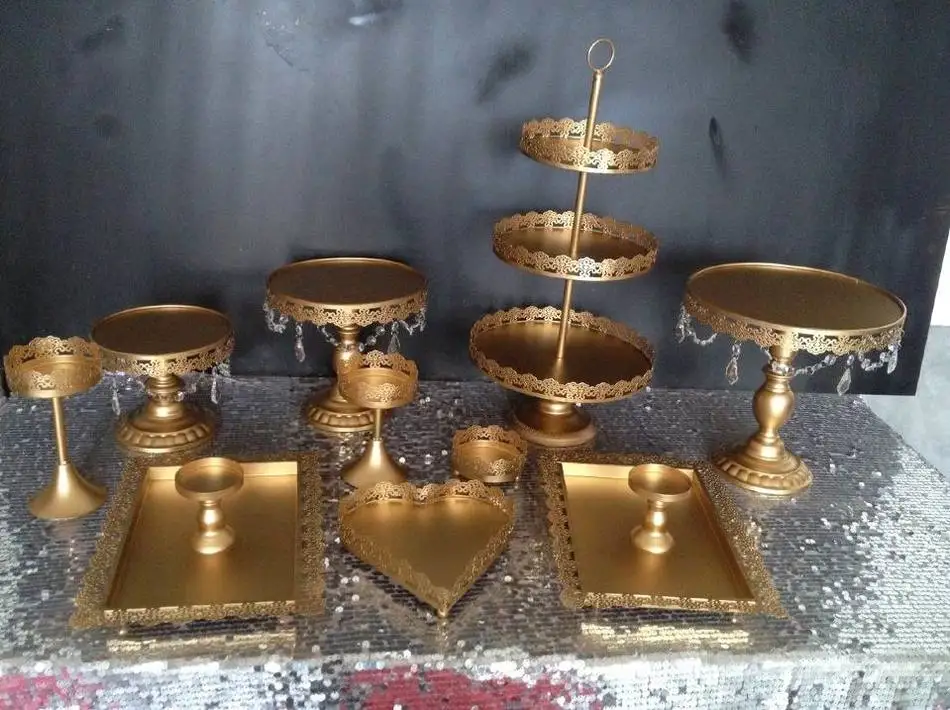 Gold or white metal cake holder Dessert Tray Cake Stand Cupcake Pan cake display table decoration Party Supply 12PCS / Set
Gold or white metal cake holder Dessert Tray Cake Stand Cupcake Pan cake display table decoration Party Supply 12PCS / Set