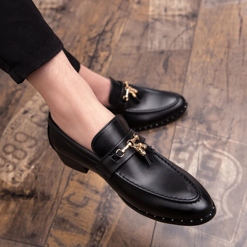 size 38-46 men leather Dress Shoes outdoor Oxford Luxury Italian Style Pointed Toe Formal Wedding Casual Slip-On Leather Shoes 4
size 38-46 men leather Dress Shoes outdoor Oxford Luxury Italian Style Pointed Toe Formal Wedding Casual Slip-On Leather Shoes 4