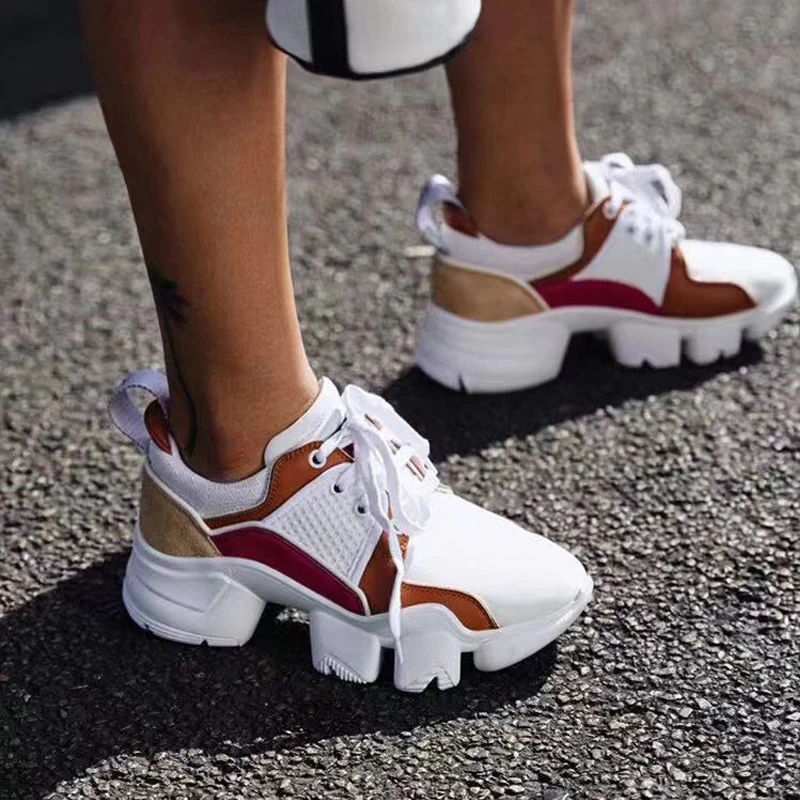 19SS Breathable Mesh Patchwork Thick Bottom Casual Shoes Leather Lace Up Sport Court Sneakers Soft Flat Running Woman Shoes
19SS Breathable Mesh Patchwork Thick Bottom Casual Shoes Leather Lace Up Sport Court Sneakers Soft Flat Running Woman Shoes