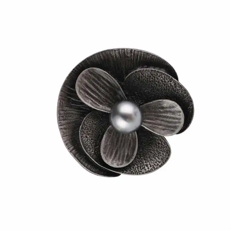 Trendy Floral Flower Brooch Metal Pins and Brooches for Women Ancient Silver Pearl Brooch Decoration Collar Pins Clothes Jewelry 
Trendy Floral Flower Brooch Metal Pins and Brooches for Women Ancient Silver Pearl Brooch Decoration Collar Pins Clothes Jewelry