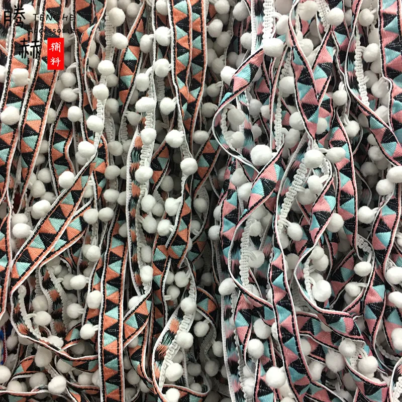 5yards/lot Pom Pom Lace Trim Ball Ribbon Fringe Ribbon Sewing Lace Craft DIY Wedding Decoration/Sewing On Cloth Accessory
5yards/lot Pom Pom Lace Trim Ball Ribbon Fringe Ribbon Sewing Lace Craft DIY Wedding Decoration/Sewing On Cloth Accessory