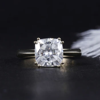 Solid 14k 585 Yellow Gold 2.5ct 8mm Cushion Cut F Color Moissanite Engagement Ring for Women Wedding Classic Ring 
Solid 14k 585 Yellow Gold 2.5ct 8mm Cushion Cut F Color Moissanite Engagement Ring for Women Wedding Classic Ring